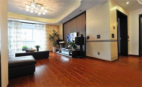 水泥地板上鋪設(shè)木地板 從準(zhǔn)備到選材的完全指南